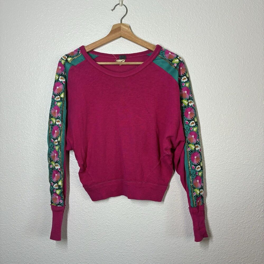 We The Free Shirt Womens XS Pink Floral Embroidered Dolman Sleeve Crop Top - Picture 2 of 16